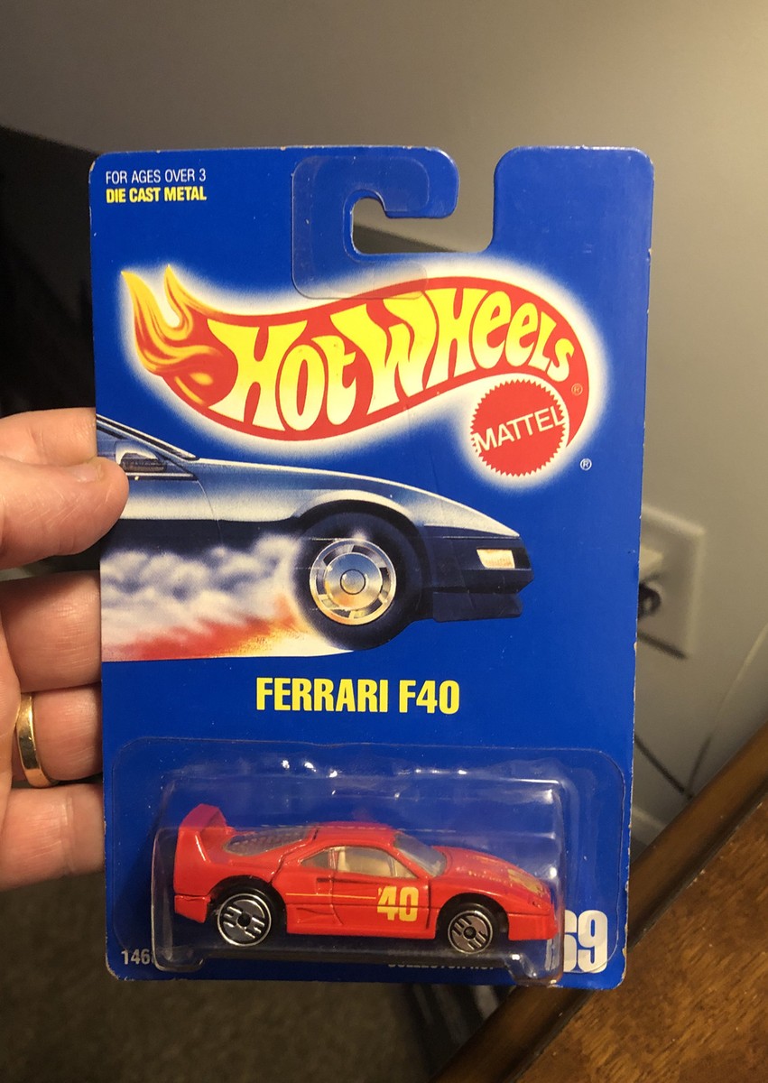 1991 NOS HOT WHEELS FERRARI F40 #69 Red w/ Yellow #40 w