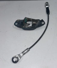 15931079 LH Tailgate Latch w/CABLE 99-07 SILVERADO SIERRA