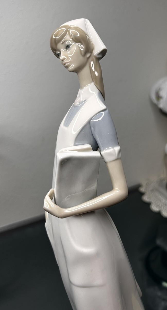 Lladro 4603 Nurse Mint Condition! No Box! Glossy Finish! | eBay