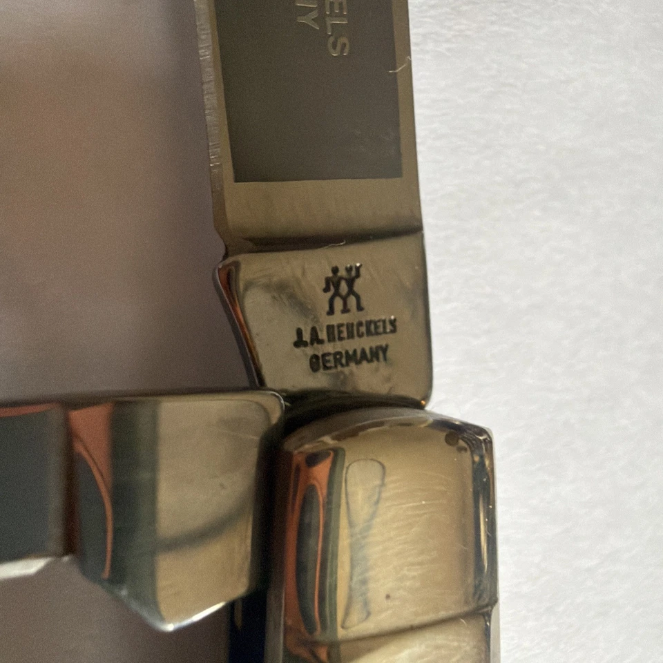 Zwilling J.A. Henckels Solingen Escudo Rojo 4 Hojas Forjado a Mano Ciervo Congreso  Foto 4 de 4