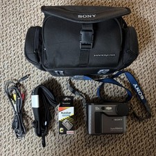 Sony Mavica MVC-FD73 Digital Camera With Charger 0.4Mp - Powers On