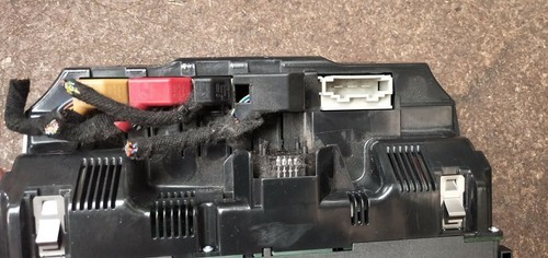 AUDI A6 2005 A/C HEATER CLIMATE CONTROLS UNIT 4F DIGITAL 4F2820043H 5HB00883315 - Picture 5 of 5
