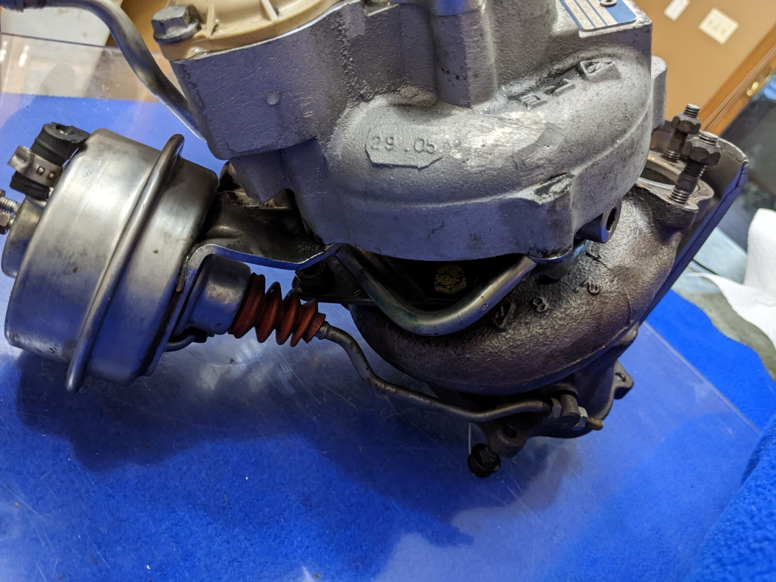 Turbocharger left Bentley CONTINENTAL 6.0 W12 07C145061R Turbo oem