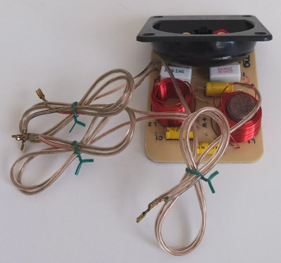 JAMO Center 200 crossover bidireccional, tres conductores con atenuador tweeter, c.1995 Foto 4 de 4