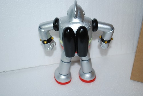 ROBOT TETSUJIN 28 17 CM VINYL GREY COLOR - Picture 2 of 4