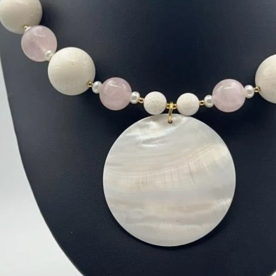 Collar Lee Sands Cuarzo Rosa Coral Blanco 22" Foto 2 de 4