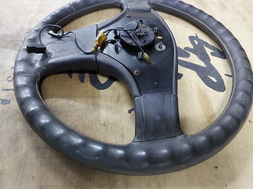 Navan Steering Wheel Nissan S13 S14 S15 A31 R32 R33 R34 - Picture 10 of 12
