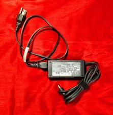 HP TPC-LA58 19.5V 3.33A 65W Genuine Original AC Power Adapter Charger - NEW
