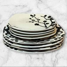 Roscher Black & White Floral Scroll Stoneware Plates | Set of 8 | Gently Used