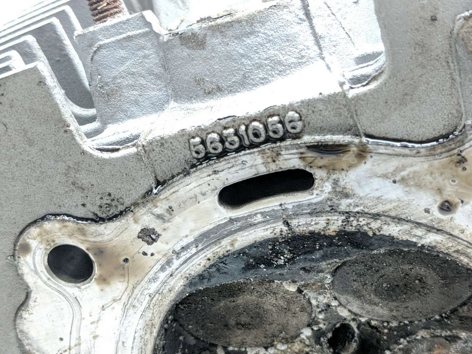 03-17 Victory Vegas Motor Culatas 5631056 5651065 Foto 4 de 4