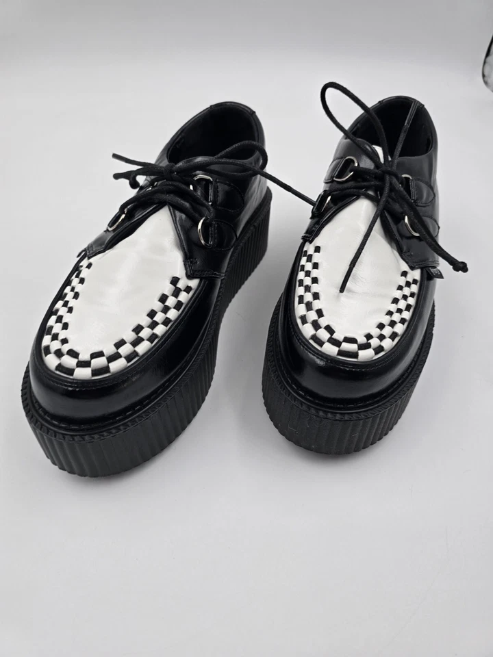 Vintage Y2k T.U.K. Plataforma Creeper de cuero negro blanco talla 6 Foto 2 de 4