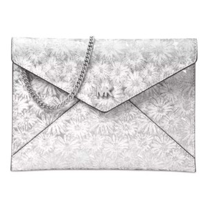barbara envelope clutch