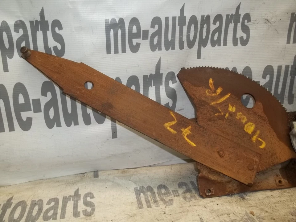 71-76 CADILLAC DEVILLE FLEETWOOD LEFT DRIVER REAR DOOR WINDOW REGULATOR MOTOR - Image 2 of 4