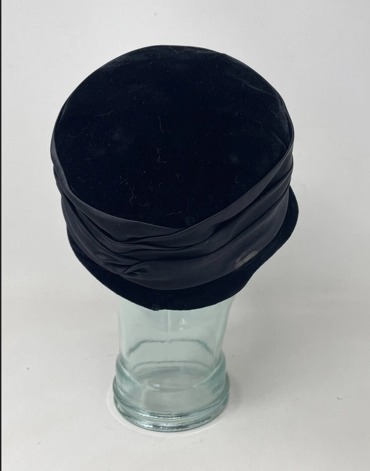 Broche Pastillero Vintage Años 50 Negro Terciopelo Satinado Sombrero Estrás Cóctel Noche Foto 4 de 4