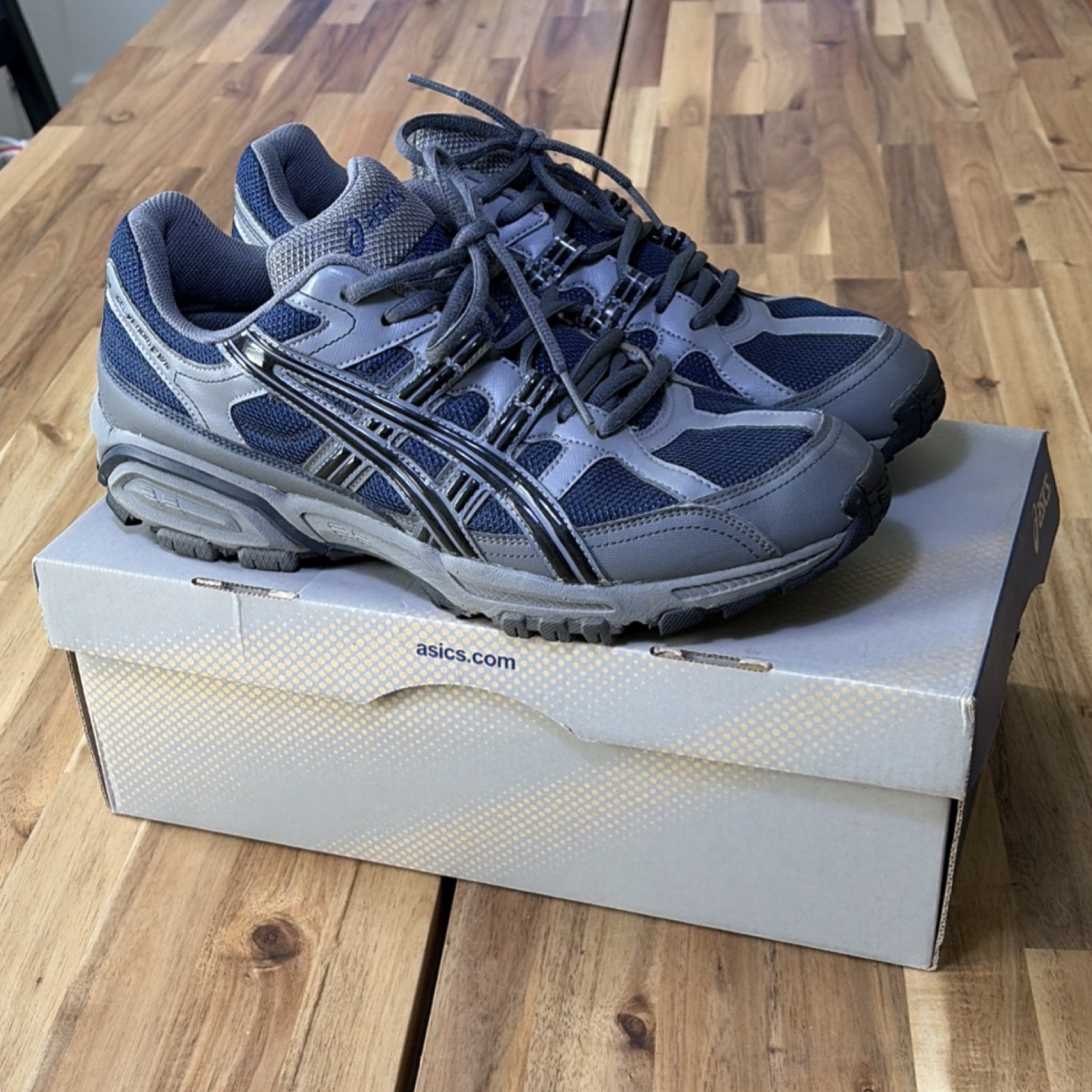 ASICS GEL-VENOM 2 WR 2009 Navy Black Gray Men's Sneakers Q90NQ RARE size 12