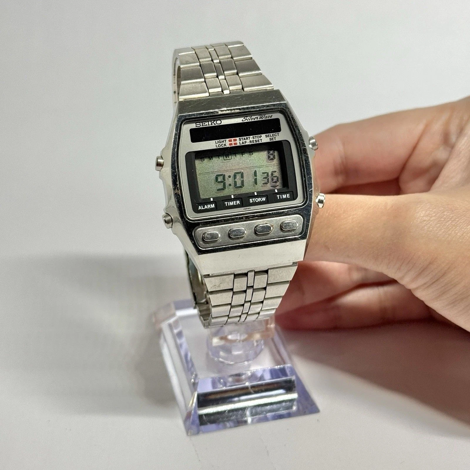 SEIKO A557-5000 Silverwave Silver Tone Digital Men Vintage Watch W509 *WORKING