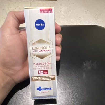 NIVEA Luminous 630 Anti-Manchas Face Fluid SPF 50 UVA/UVB 40 mL