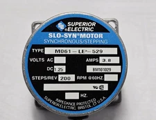SUPERIOR ELECTRIC STEPPER MOTOR TYPE M061-LE-529. 1.25DC. 3.8AMPS. ST/REV 200RPM