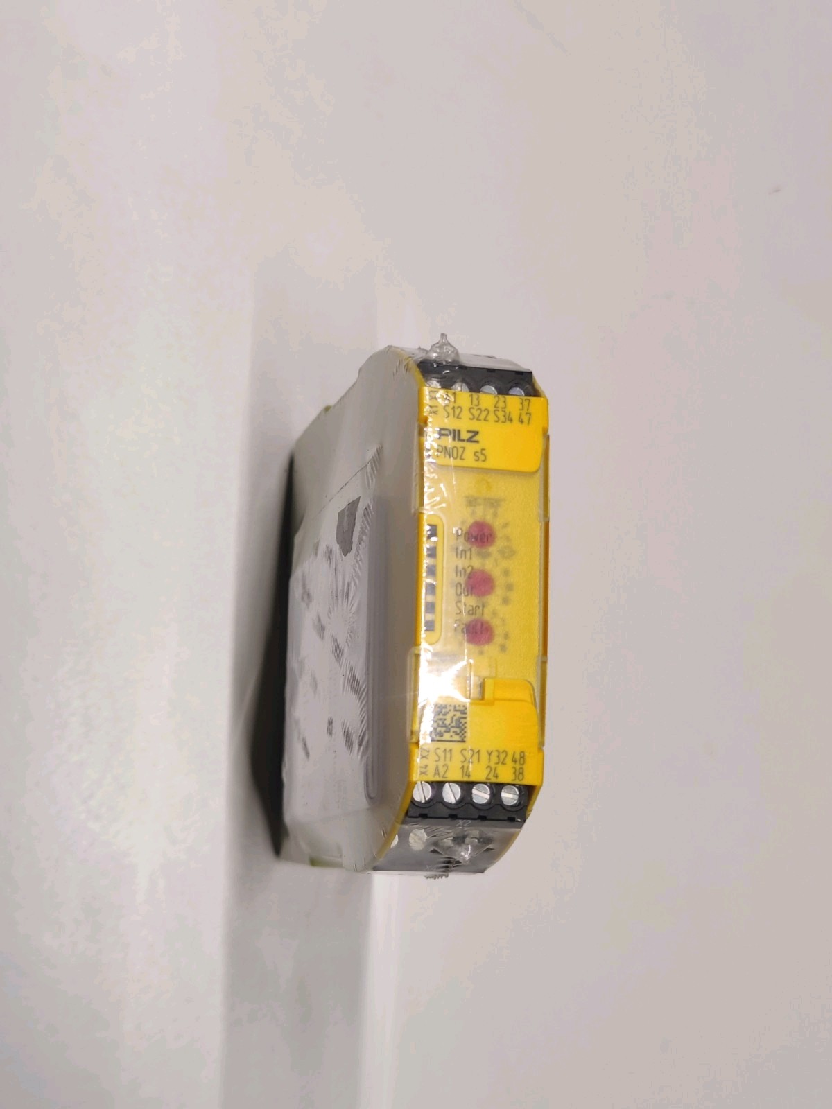 Picture 1 of 2