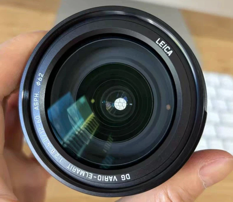 Panasonic Leica DG Vario-Elmarit 12-60 mm f/2,8-4 ASPH. POWER O.I.S. Lente MFT Foto 4 de 4