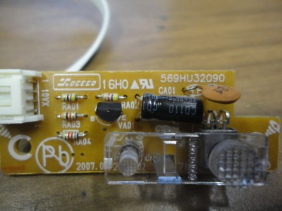 DYNEX I/R BOARD 569HU32090 PULLED FROM MODEL DX-LCD32-09 = 782.37HU32 ...