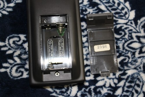 MINT Sony RMT-V112A Remote Control for SLV-494HF SLV-585HF SLV-696HF OEM Tested - 第 3/3 張圖片