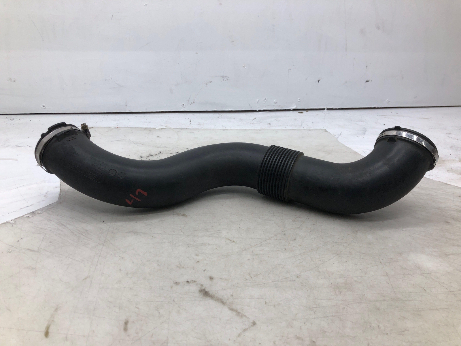 2016-2020 BENTLEY BENTATGA 6.0L W12 LEFT AIR INTAKE TURBO SUCTION HOSE 36A129615