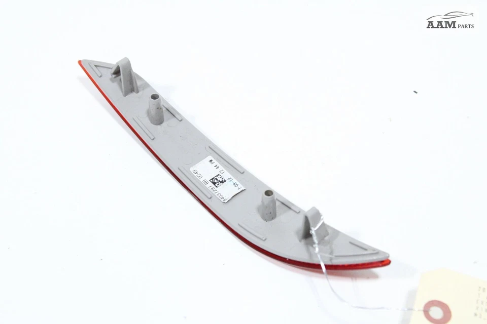 Parachoques trasero derecho Chevrolet Cruze 2016-2019 luz marcadora reflector OEM Foto 3 de 4