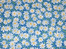 BTY Blue White DAISY Floral Print 100 Cotton Quilt Crafting Fabric by Yard