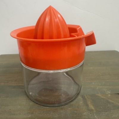 Vintage Gemco Orange Plastic Hand Juicer With Glass Jar Base 12-ounce Capacity