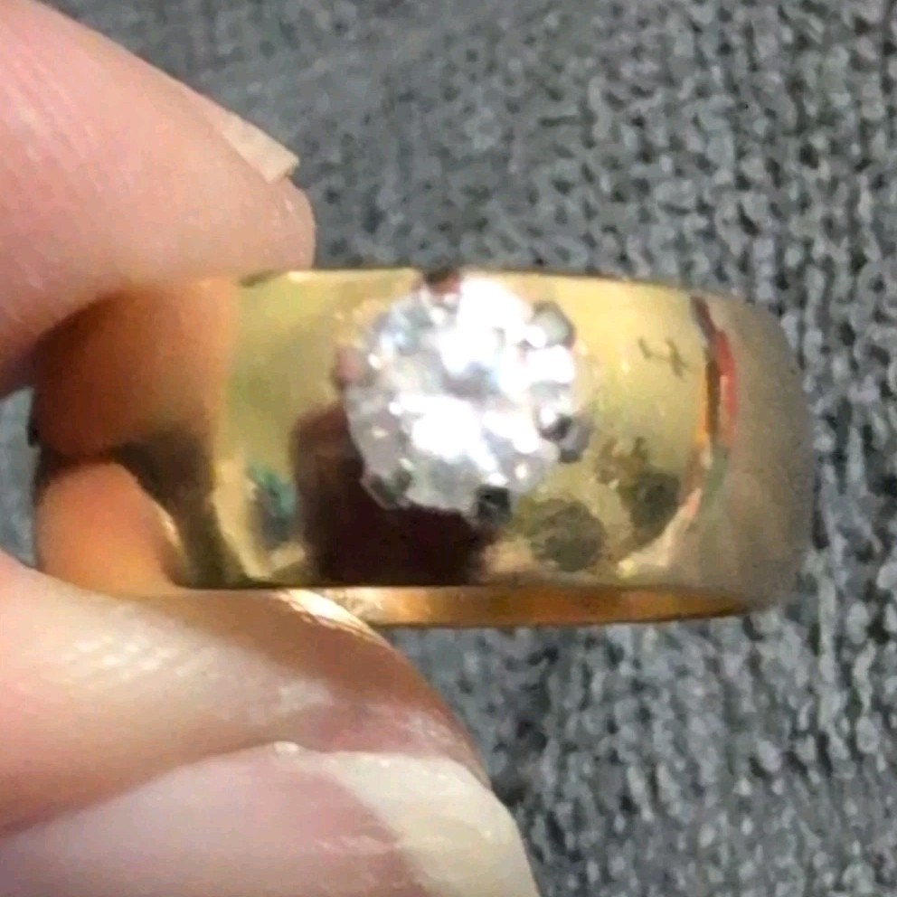 18k Yellow Gold Plated Cubic Zirconia Round Solitaire Band Ring Prong Setting