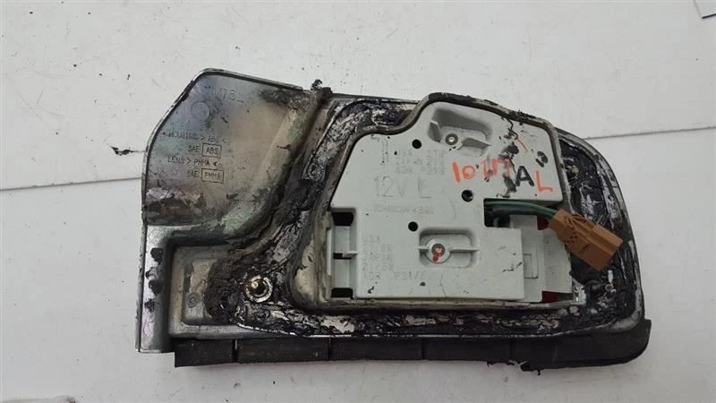 Cuarto de luz trasera izquierda del conductor montado en panel para 94-96 INFINITI Q45 538217 Foto 2 de 4