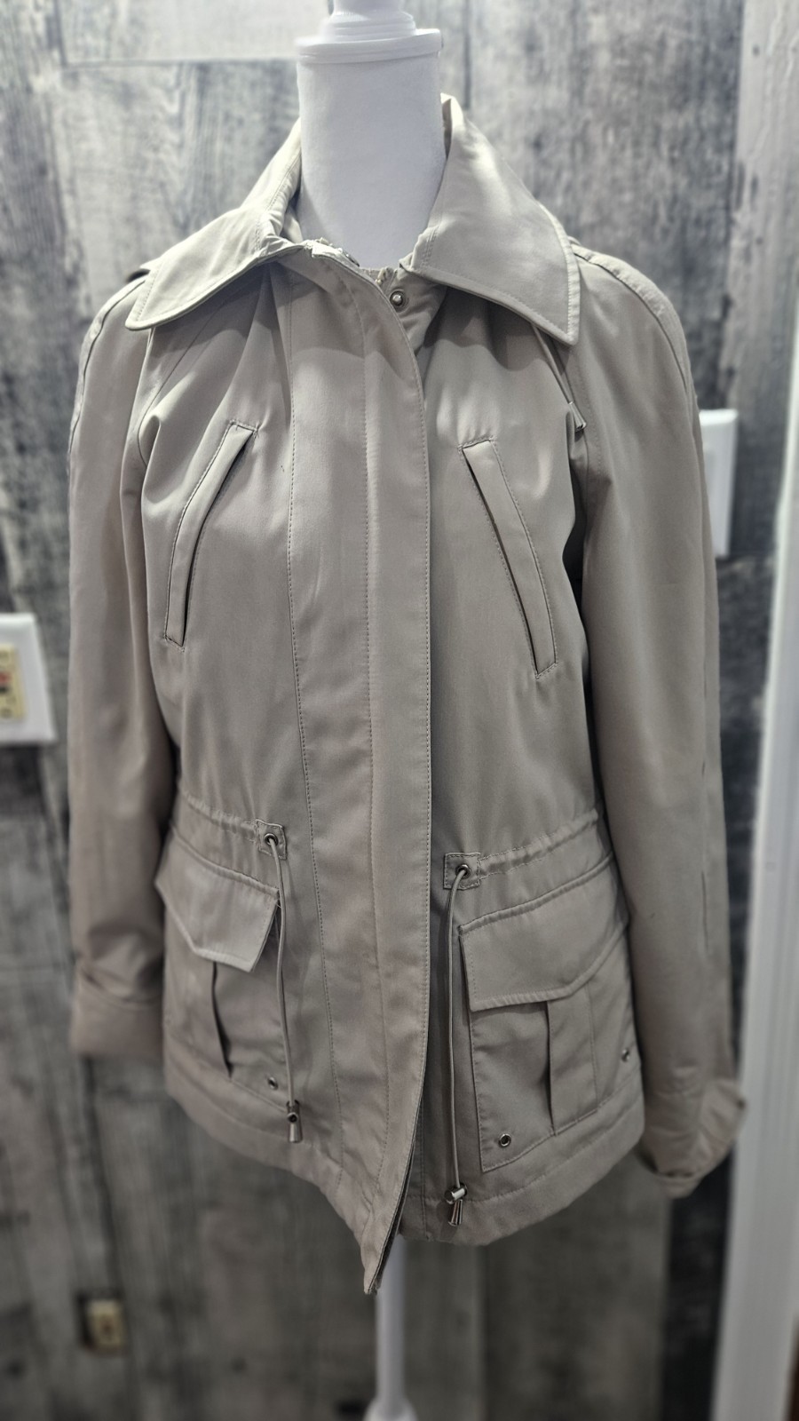 Classic Elements Beige Zip Drawstring Waist Pocke… - image 3