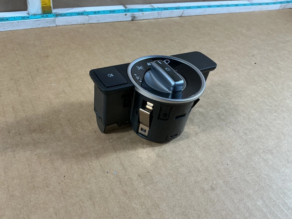 Botón interruptor faros Mercedes Benz C250 2008-2014 A2129050551 OEM Foto 3 de 4