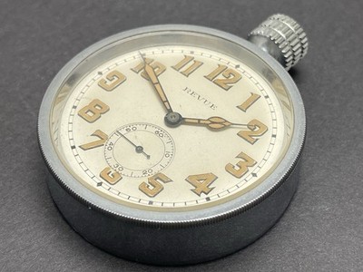REVUE Borduhr Zifferblatt Leicht Beige Vintage, super Zustand