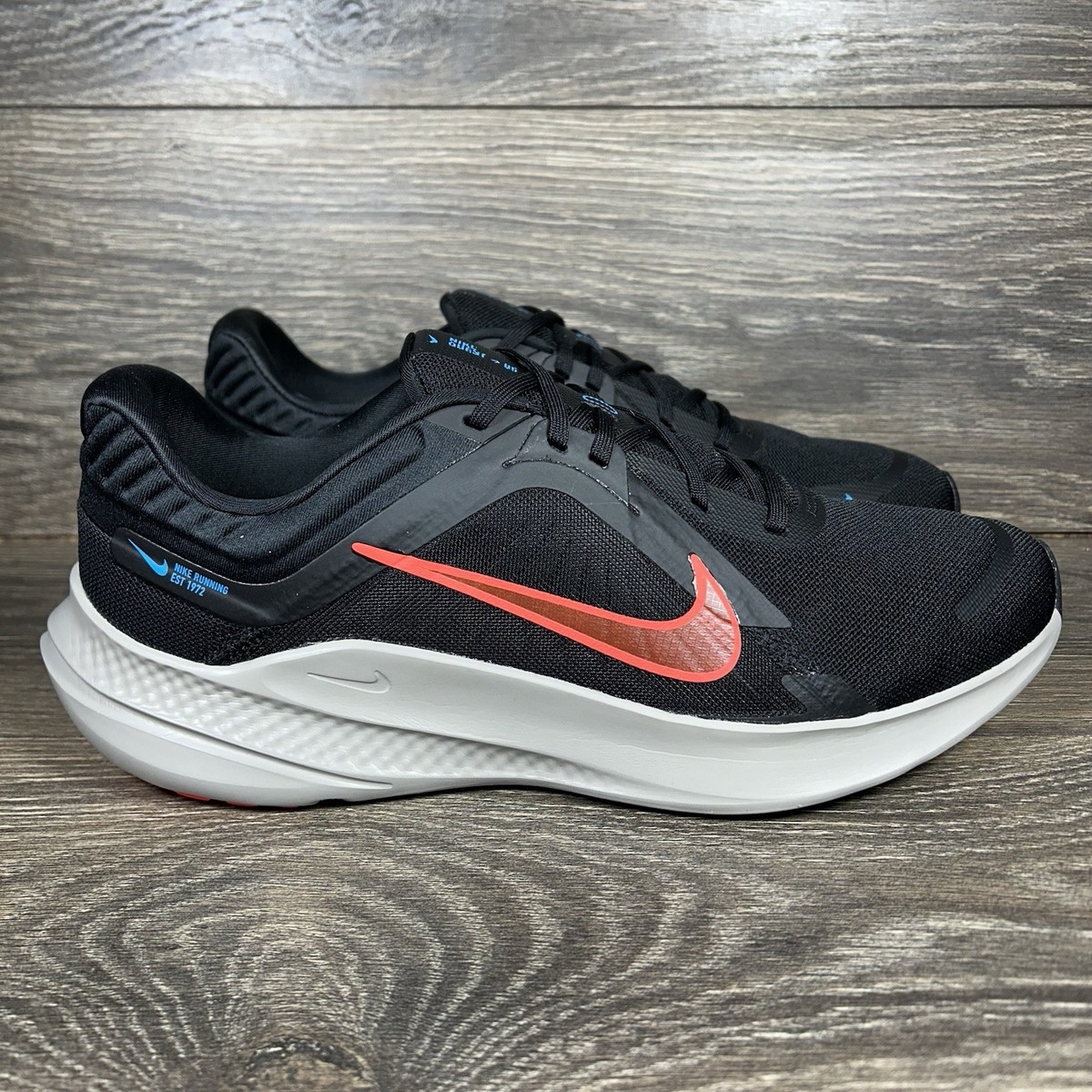 Nike Mens Quest 5 Black Cobblestone Athletic Running Shoes 