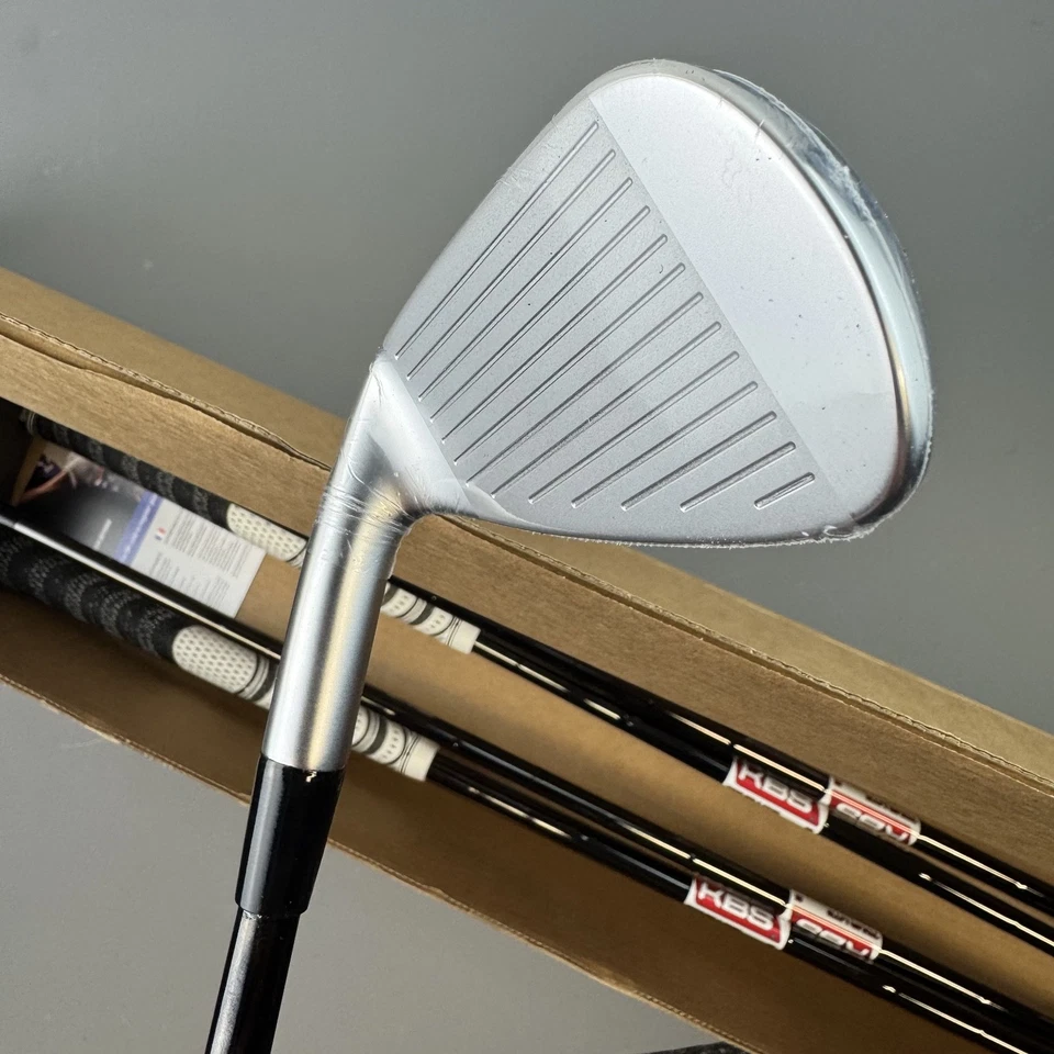 Mizuno JPX 925 Hot Metal Pro Irons 5-PW KBS T/Lite Black PVD Stiff +0.5'' 2 Up - Image 2 of 4