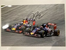 Daniel Ricciardo signed Red Bull F1 A4 photo