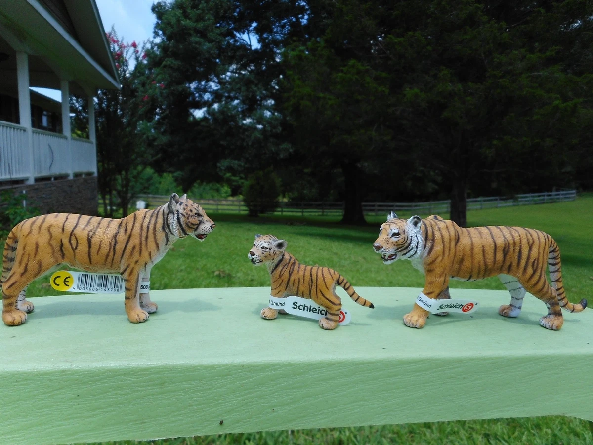 Schleich tiger family sales