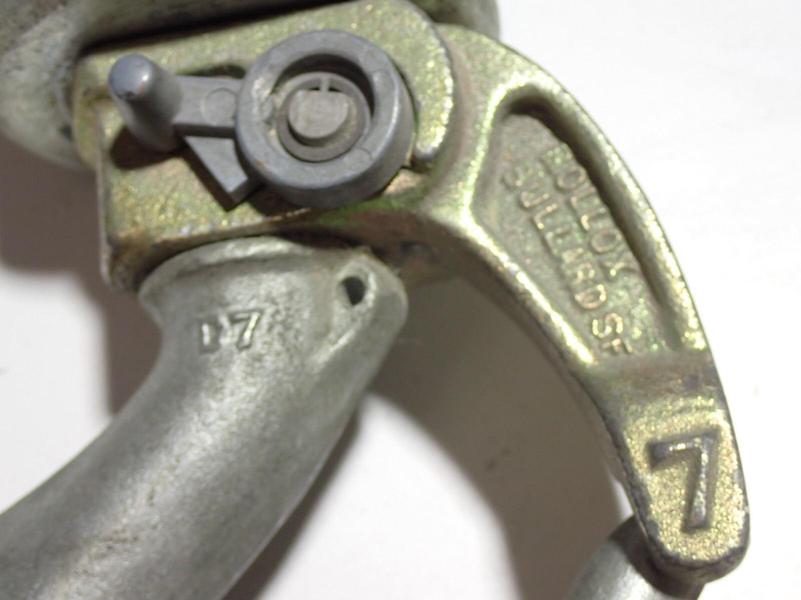 7-0 3/8 ROLLOX DROP FORGED SHANK HOOK USED 