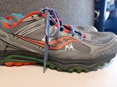 Saucony Excursion 6  Size 10 Women's Sneaker With Power Step Insoles