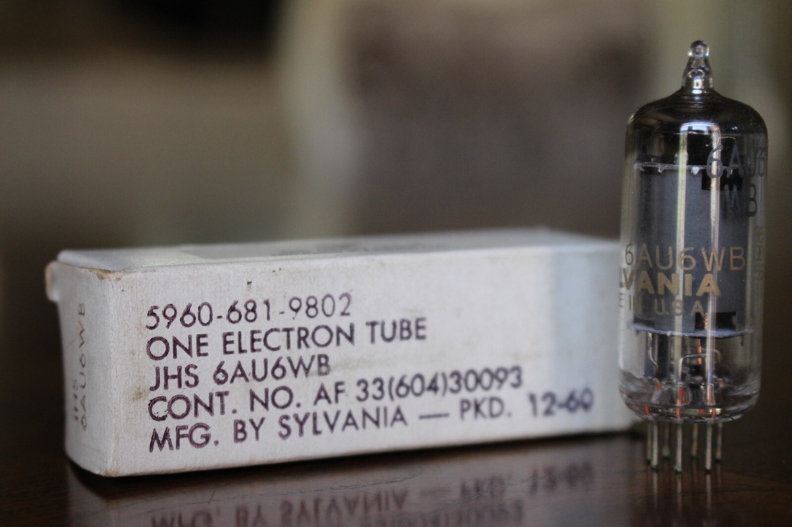 JHS 6AU6WB Sylvania NOS Vacuum Tube - Premium Gold Label - 1960 - Tested — photo 2