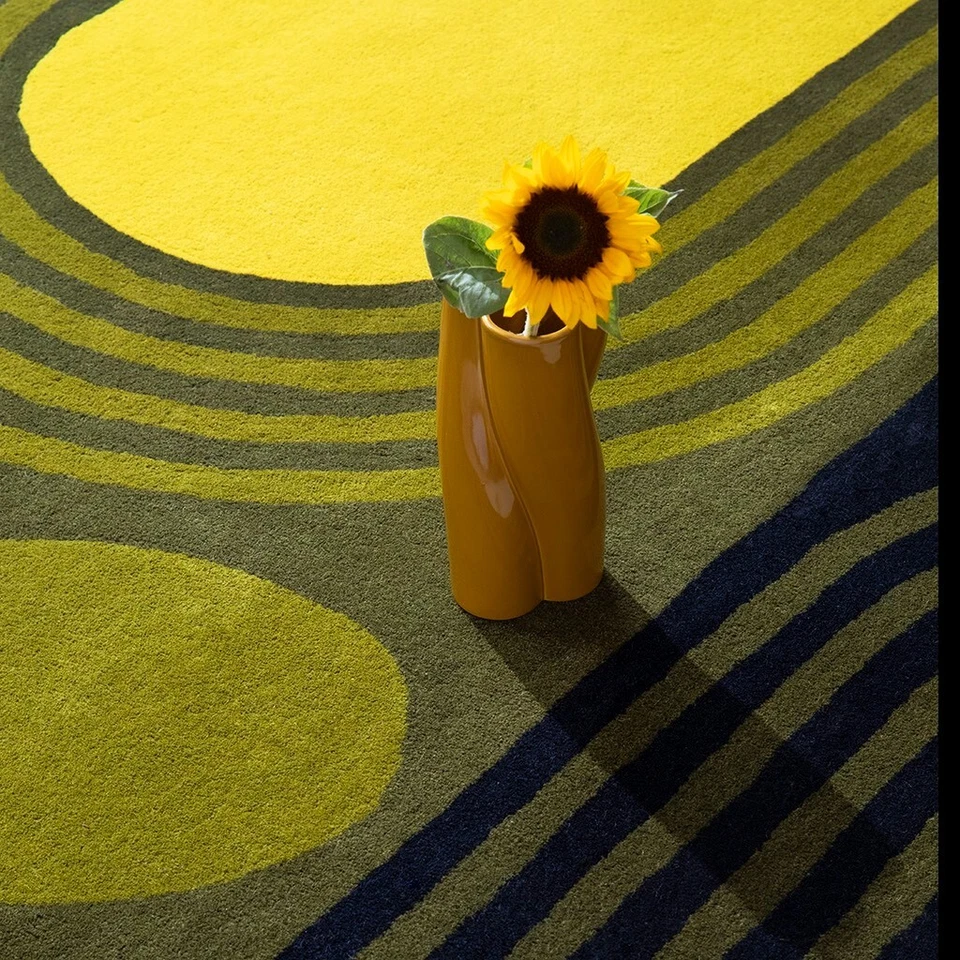 Orla kiely Hand Tufted Rug Striped Tulip Seagrass Olive Green Rug 8x10/9x12 - Image 4 of 4