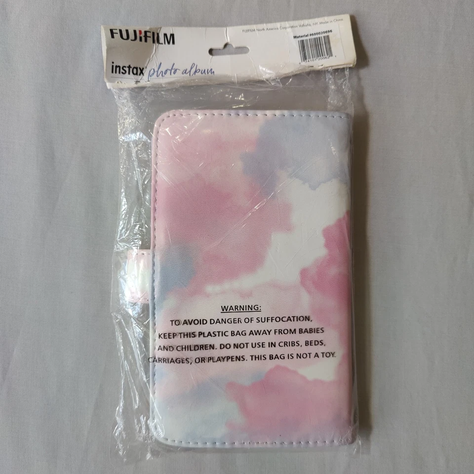 Mini álbum de fotos Fujifilm Instax rosa coral tiene capacidad para 108, 2 x 3 fotos NUEVO Foto 2 de 3