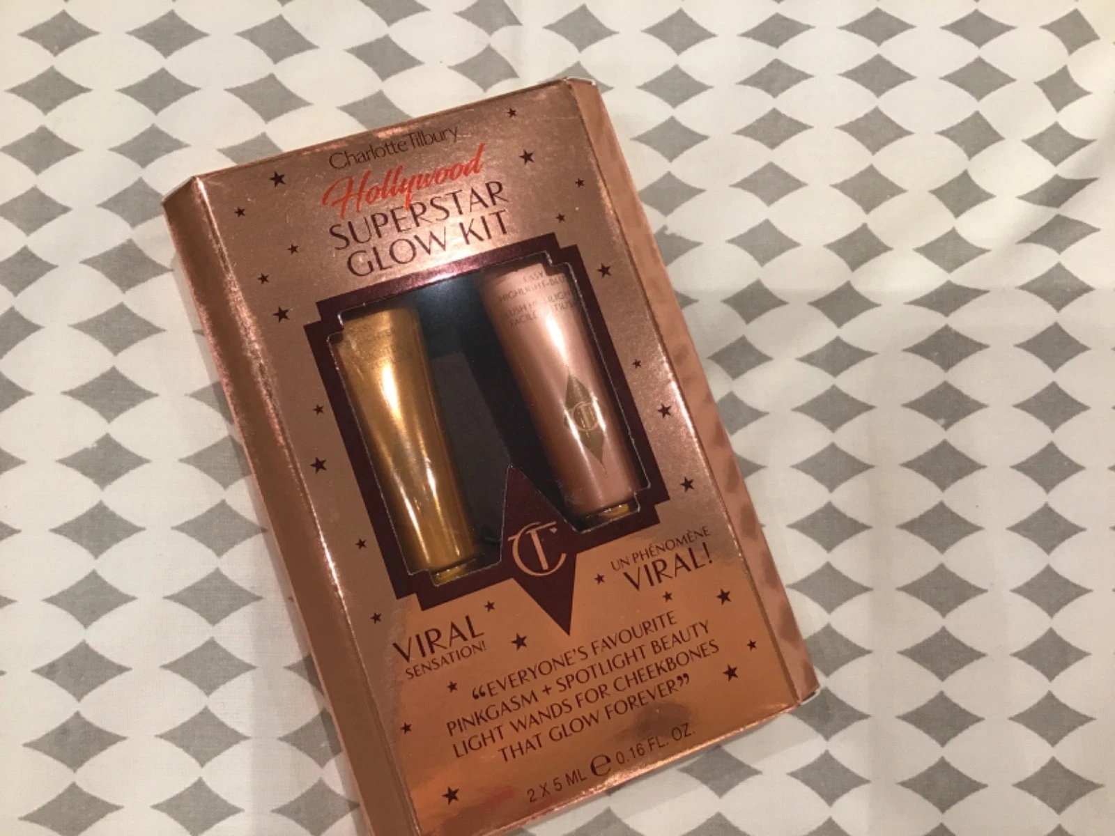 Charlotte Tilbury Hollywood SUPERSTAR Glow Kit VIRAL SET Birthday WIFE Present.