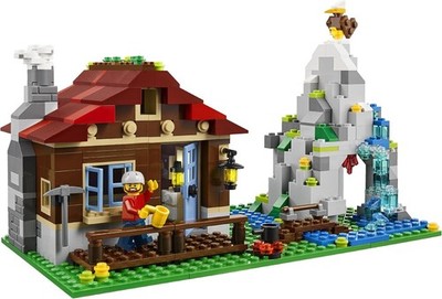 LEGO 31025 CREATOR: Mountain Hut  100% Comp. w/  Instruction Manual All Figures