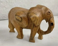 Vintage wood Carved Elephant Decorstion Trinket