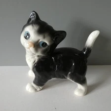Vintage Coopercraft Pottery Kitten Cat Figurine Black & White Made in England