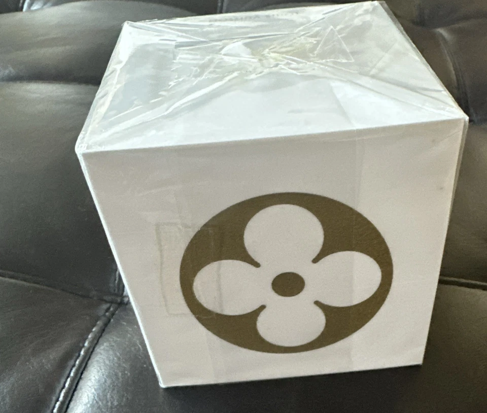 Louis Vuitton Block Memo Cube White Note Pad Stationery & Novelty Lined Notebook - Image 4 of 4