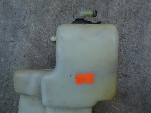 1982 Honda VF750 Magna H1686) radiator coolant tank reservoir with cap - Picture 7 of 12